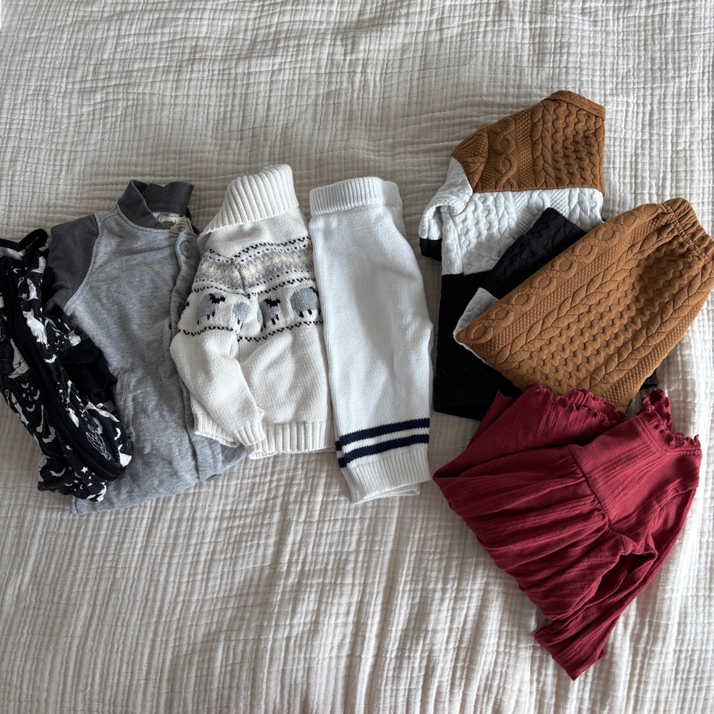 Bundle / Lot of 7 Baby Clothes
